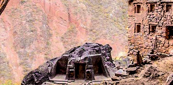 Inca quarry of Cachicata Ollantaytambo – Cusco